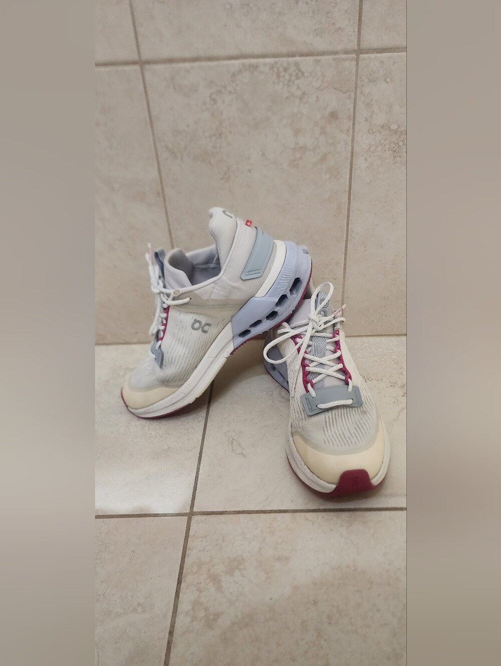 On Running Cloud Womenās Running Shoes ā White with Pink Accent